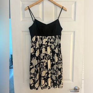 BCBGMaxAzria Silk Cocktail Dress | Black and Tan | Size 6P
